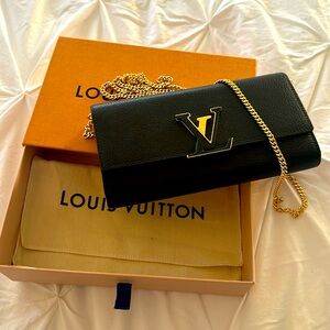 Louis Vuitton Capucines Wallet